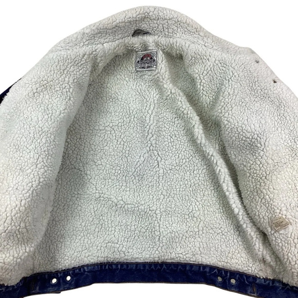 Vintage Levi’s dark wash denim Sherpa jacket - Picture 3 of 5